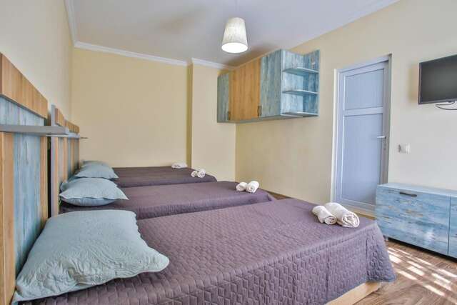 Отели типа «постель и завтрак» 85A Кутаиси-16