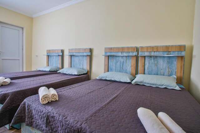 Отели типа «постель и завтрак» 85A Кутаиси-18